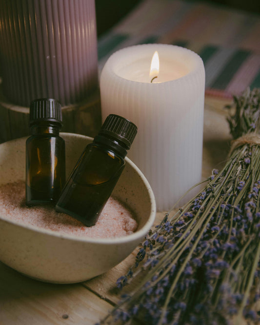 Lavender Essential Oil and Its Role in Stress Reduction 💜🌿